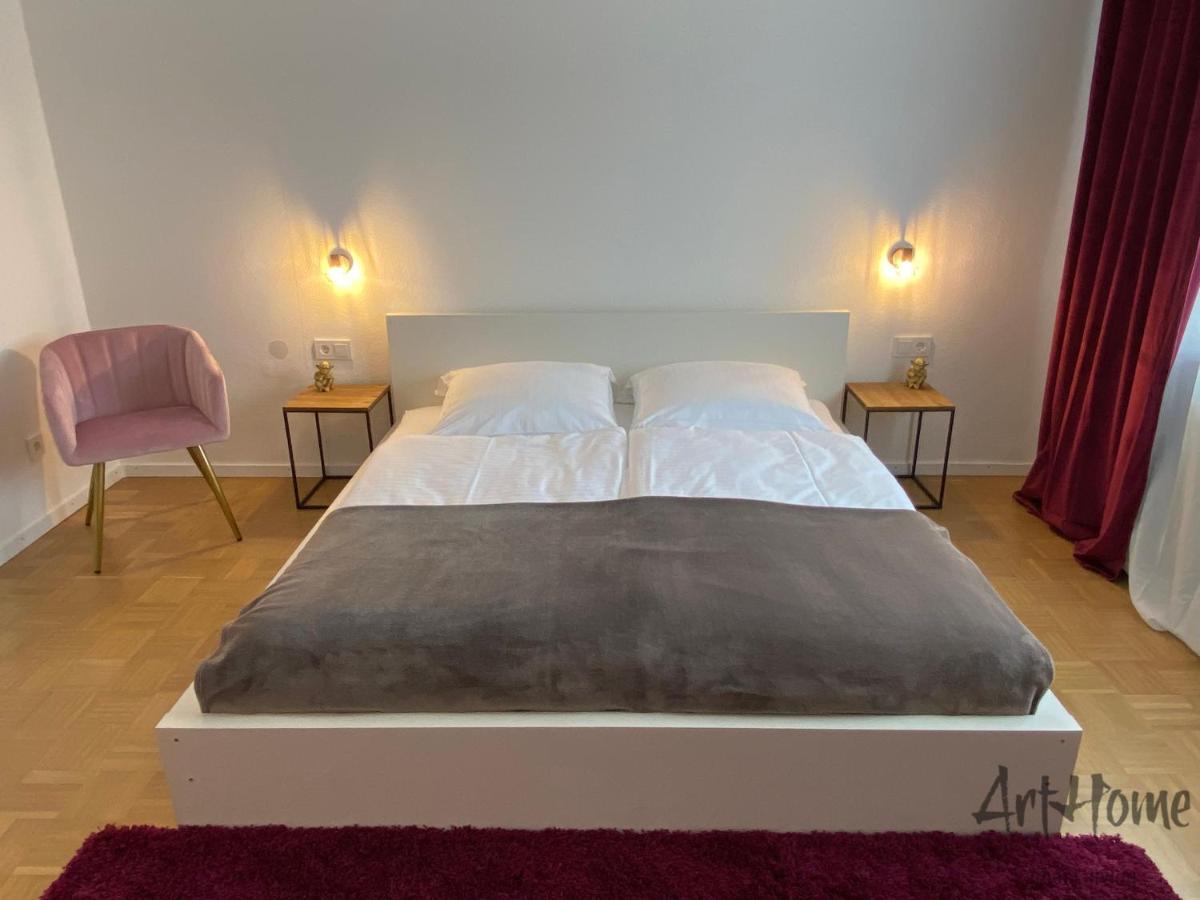 Arthome Luxury 4 Room Apartment Close Metzingen Frickenhausen  Kültér fotó